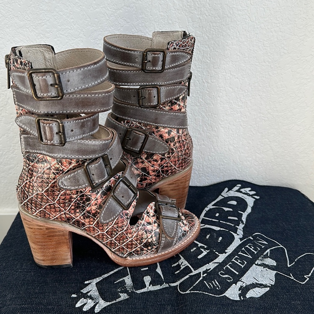 FREEBIRD BY STEVEN BOND